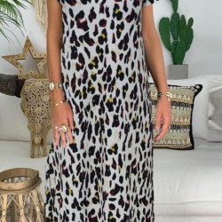 Kadın Kısa Kollu V Yaka Tam Boy Zebra Desen Pegasus Kumaş Elbise, 8774 Kadın Kısa Kollu V Yaka Tam Boy Zebra Desen Pegasus Kumaş Elbise, 8774