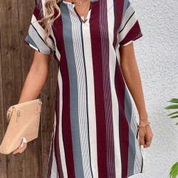 Kadın Kısa Kollu V Yakalı çizgi Baskılı Süprem Elbise , 18124 Kadın Kısa Kollu V Yakalı çizgi Baskılı Süprem Elbise , 18124