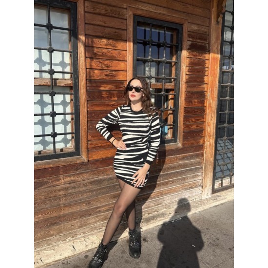 Women' S Long Sleeve Black And White Zebra Pattern Knit Dress , 5538 Women' S Long Sleeve Black And White Zebra Pattern Knit Dress , 5538