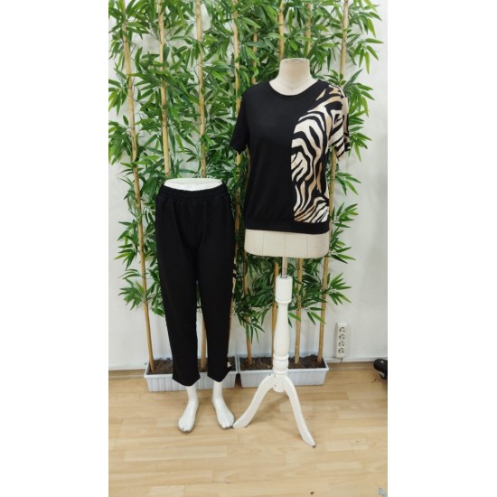 Kadın Kısa Kollu Bisiklet Yaka Zebra Desen Bluz Ve Pantolon Ikili Takım , 23967 Kadın Kısa Kollu Bisiklet Yaka Zebra Desen Bluz Ve Pantolon Ikili Takım , 23967