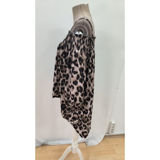 Kadın Ip Askılı Omuzlardan Açık Leopar Desenli Asimetrik Kesim Süprem Bluz , 27139 Kadın Ip Askılı Omuzlardan Açık Leopar Desenli Asimetrik Kesim Süprem Bluz , 27139