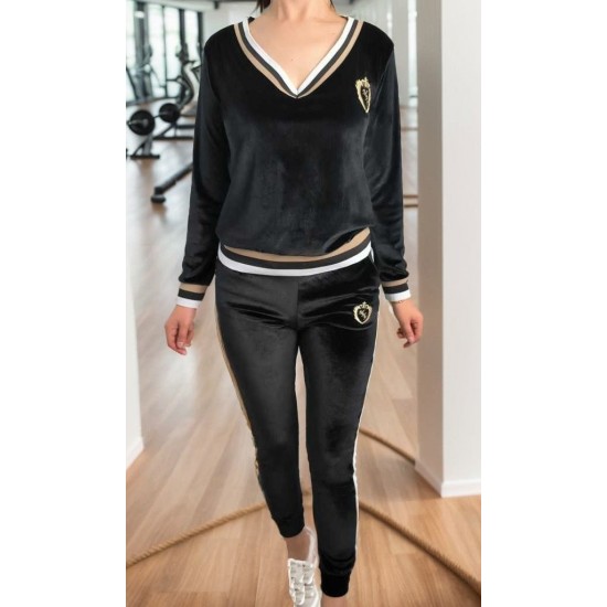 Kadın Uzun Kollu V Yaka Yakası Ve Kol Ağzı şerit Detay Kadife Takım, 27948 Kadın Uzun Kollu V Yaka Yakası Ve Kol Ağzı şerit Detay Kadife Takım, 27948