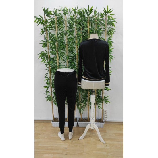 Kadın Uzun Kollu V Yaka Yakası Ve Kol Ağzı şerit Detay Kadife Takım, 27948 Kadın Uzun Kollu V Yaka Yakası Ve Kol Ağzı şerit Detay Kadife Takım, 27948