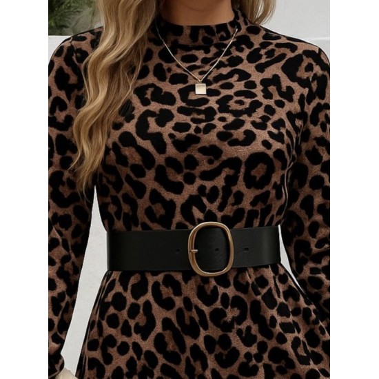 Kadın Uzun Kollu Yarı Balıkçı Yaka Leopar Desenli Kadife Elbise , 28288 Kadın Uzun Kollu Yarı Balıkçı Yaka Leopar Desenli Kadife Elbise , 28288