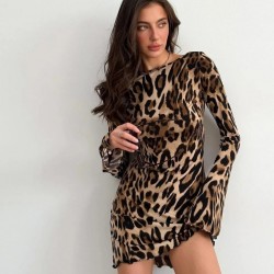 Kadın Uzun Kollu Sırtı Açık Bağlamalı Leopar Desenli Kısa Dalgıç Elbise, 28664 Kadın Uzun Kollu Sırtı Açık Bağlamalı Leopar Desenli Kısa Dalgıç Elbise, 28664