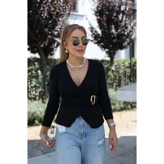 Kadın Uzun Kollu Kruvaze Yakalı Toka Detaylı Viskon Bluz , 28694 Kadın Uzun Kollu Kruvaze Yakalı Toka Detaylı Viskon Bluz , 28694