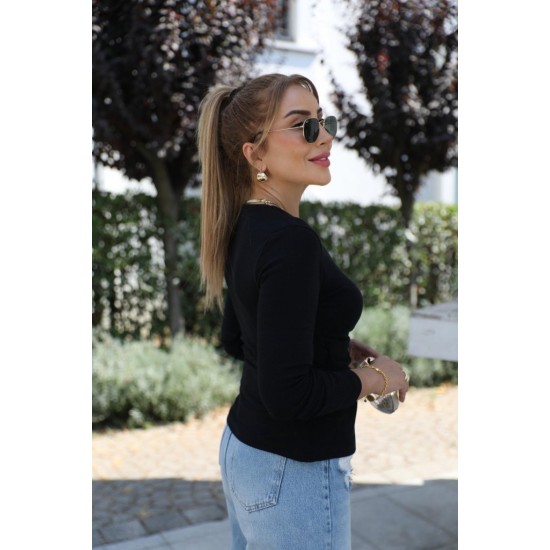 Kadın Uzun Kollu Kruvaze Yakalı Toka Detaylı Viskon Bluz , 28694 Kadın Uzun Kollu Kruvaze Yakalı Toka Detaylı Viskon Bluz , 28694