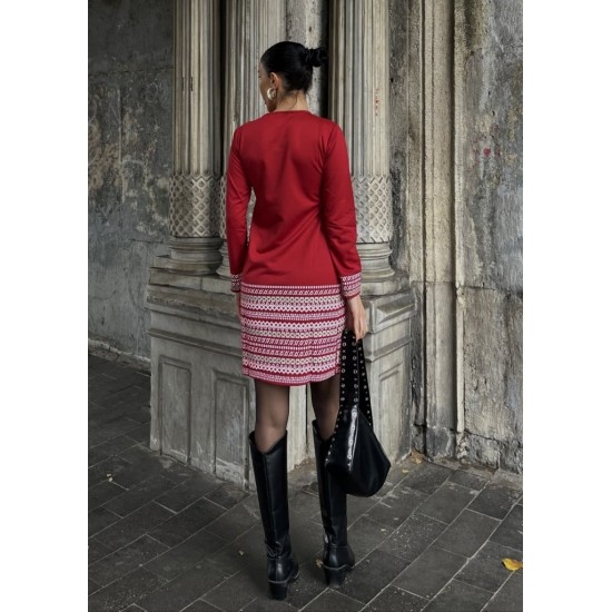 Kadın Uzun Kollu Bisiklet Yaka Kol Ağzı Ve Etek Ucu Baskılı Iki Iplik Elbise, 28926 Kadın Uzun Kollu Bisiklet Yaka Kol Ağzı Ve Etek Ucu Baskılı Iki Iplik Elbise, 28926