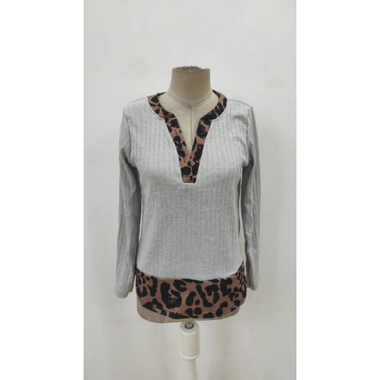 Kadın Uzun Kollu Yakadan Düğmeli Leopar Detaylı Kaşkorse Bluz , 29110 Kadın Uzun Kollu Yakadan Düğmeli Leopar Detaylı Kaşkorse Bluz , 29110