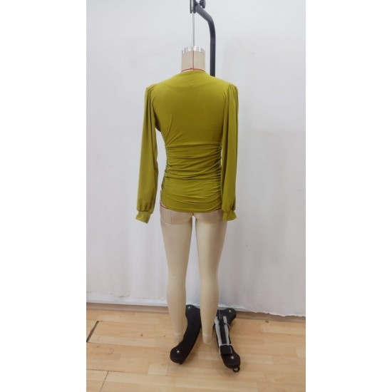 Kadın Uzun Kollu Derin V Yakalı önden Büzgülü Sandy Bluz , 29169 Kadın Uzun Kollu Derin V Yakalı önden Büzgülü Sandy Bluz , 29169