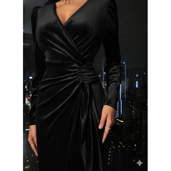 Kadın Uzun Kollu Kruvaze Yakalı Yandan Büzgülü Midi Kadife Elbise , 29209