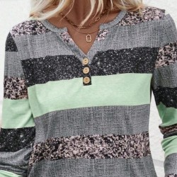 Kadın Uzun Kollu Yakadan Düğmeli çizgili Desenli Süprem Bluz , 29345 Kadın Uzun Kollu Yakadan Düğmeli çizgili Desenli Süprem Bluz , 29345