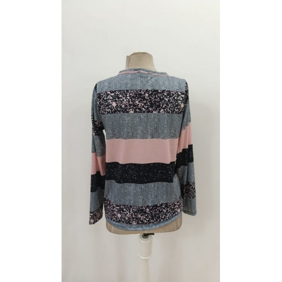 Kadın Uzun Kollu Yakadan Düğmeli çizgili Desenli Süprem Bluz , 29343 Kadın Uzun Kollu Yakadan Düğmeli çizgili Desenli Süprem Bluz , 29343