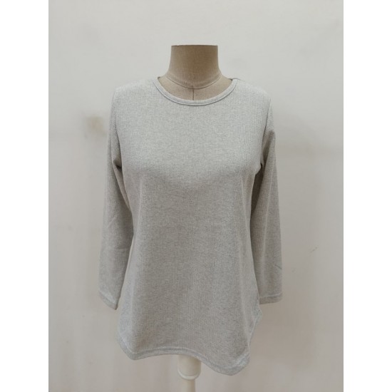 Kadın Uzun Kollu Yuvarlak Yaka Arkadan Düğmeli Waffle Bluz , 29601 Kadın Uzun Kollu Yuvarlak Yaka Arkadan Düğmeli Waffle Bluz , 29601