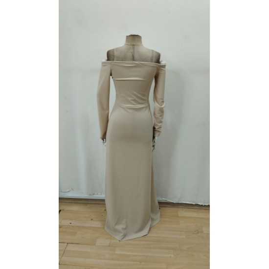 Kadın Uzun Kollu Madonna Yakalı Yırtmaç Detaylı Uzun Ithal Krep Elbise, 29639 Kadın Uzun Kollu Madonna Yakalı Yırtmaç Detaylı Uzun Ithal Krep Elbise, 29639