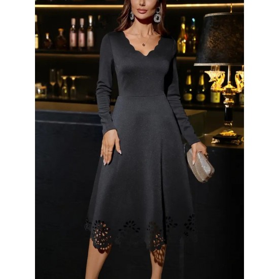 Kadın Uzun Kollu V Yakalı Lazer Kesim Detaylı Midi Ithal Krep Elbise , 29717 Kadın Uzun Kollu V Yakalı Lazer Kesim Detaylı Midi Ithal Krep Elbise , 29717