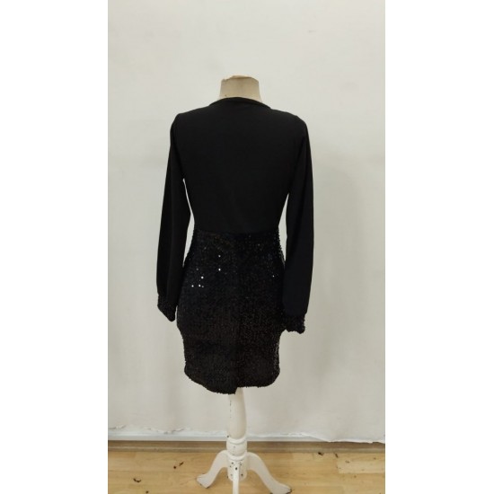 Kadın Uzun Kollu Kruvaze Yakalı üst Ithal Krep Alt Pulpayetli Mini Ithal Krep Elbise , 29738 Kadın Uzun Kollu Kruvaze Yakalı üst Ithal Krep Alt Pulpayetli Mini Ithal Krep Elbise , 29738