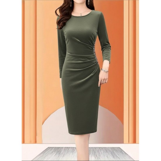 Kadın Uzun Kollu Bot Yaka Yanı Taş Detaylı Midi Kadife Elbise , 29787 Kadın Uzun Kollu Bot Yaka Yanı Taş Detaylı Midi Kadife Elbise , 29787