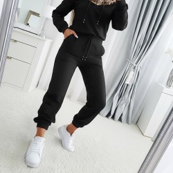 Kadın Uzun Kollu Omuzlardan Açık Leopar Desenli Kapşonlu Viskon Iki Iplik Bluz Ve Pantolon Ikili Takım , 30096 Kadın Uzun Kollu Omuzlardan Açık Leopar Desenli Kapşonlu Viskon Iki Iplik Bluz Ve Pantolon Ikili Takım , 30096