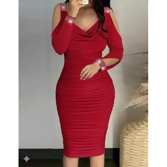 Kadın Omuzlardan Açık Uzun Kollu Taşlı Degaje Yakalı Sandy Midi Elbise, 30119 Kadın Omuzlardan Açık Uzun Kollu Taşlı Degaje Yakalı Sandy Midi Elbise, 30119