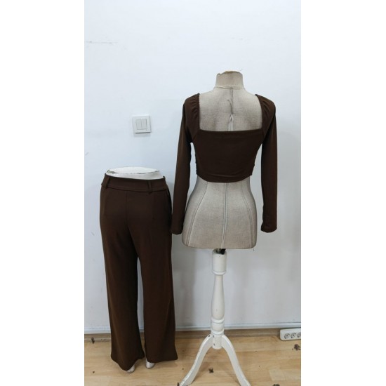 Kadın Uzun Kollu Göğüs Dekolteli Ithal Krep Bluz Ve Pantolon Ikili Takım , 30197 Kadın Uzun Kollu Göğüs Dekolteli Ithal Krep Bluz Ve Pantolon Ikili Takım , 30197