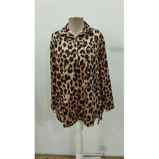 Kadın Uzun Kollu Yakalı önden Düğmeli Yandan Bağcıklı Leopar Desenli Modal Bluz , 30331