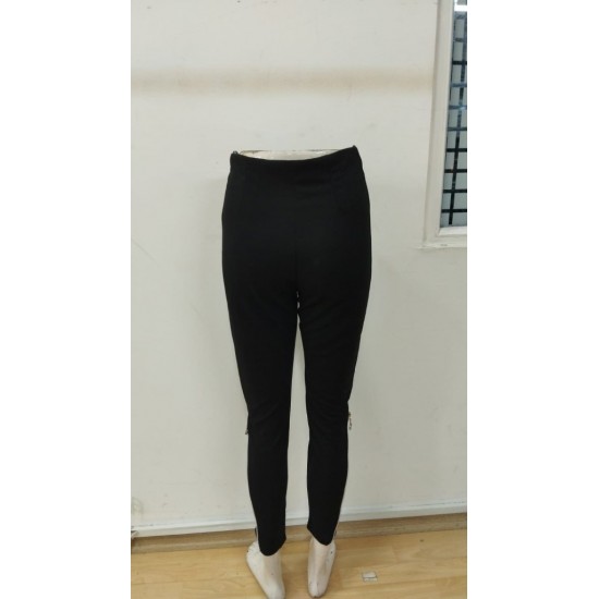 Kadın Yüksek Bel önden Nervürlü Ve Fermuarlı Yandan Dantelli Ithal Krep Pantolon , 30341