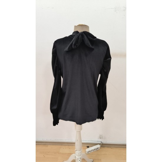 Kadın Uzun Kollu Balıkçı Yaka Damla Detaylı Kadife Bluz, 30456 Kadın Uzun Kollu Balıkçı Yaka Damla Detaylı Kadife Bluz, 30456