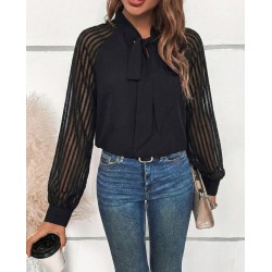 Kadın Uzun Kollu Reglan Kol Detaylı Tüllü Yakadan Bağlamalı Sandy Bluz, 30556