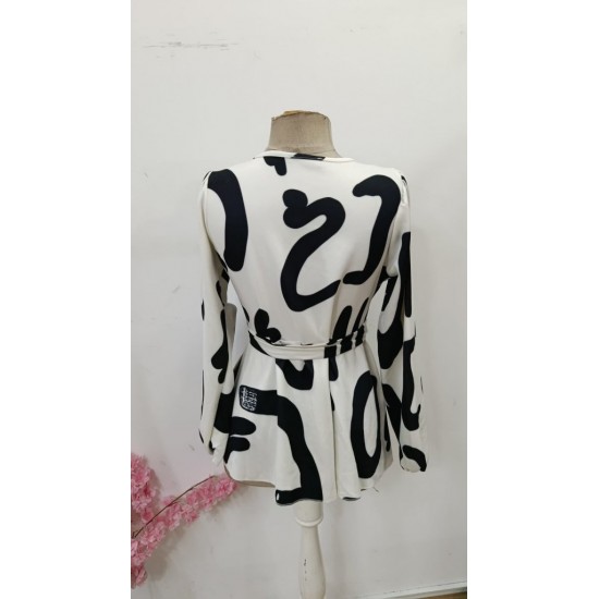 Kadın Uzun Kollu Kruvaze Yakalı Yandan Bağlamalı Kısa Beli Kuşaklı Modal Bluz, 30592