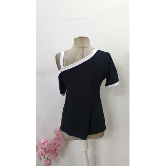 Kadın Kısa Kollu Tek Omuzu Açık Askı Toka Detaylı Viskon Bluz, 30601