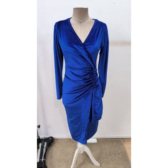 Kadın Uzun Kollu Kruvaze Yakalı Yandan Büzgülü Midi Kadife Elbise , 30655