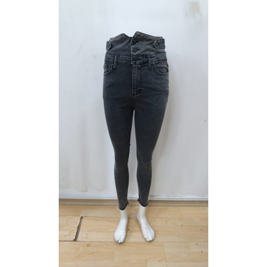 Kadın Yüksek Bel önden Düğmeli Cepli Dar Kesim Detaylı Kot Pantolon , 30699 Kadın Yüksek Bel önden Düğmeli Cepli Dar Kesim Detaylı Kot Pantolon , 30699