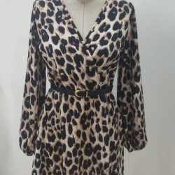 Kadın Uzun Kollu Kruvaze Yaka Kemerli Desenli Mini Leopar Elbise, 30695