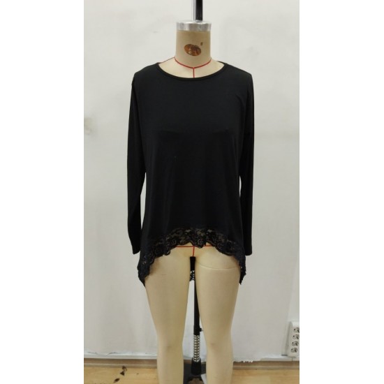 Kadın Uzun Kollu Bisiklet Yaka Asimetrik Kesim Detaylı Dantelli Viskon Bluz, 30761