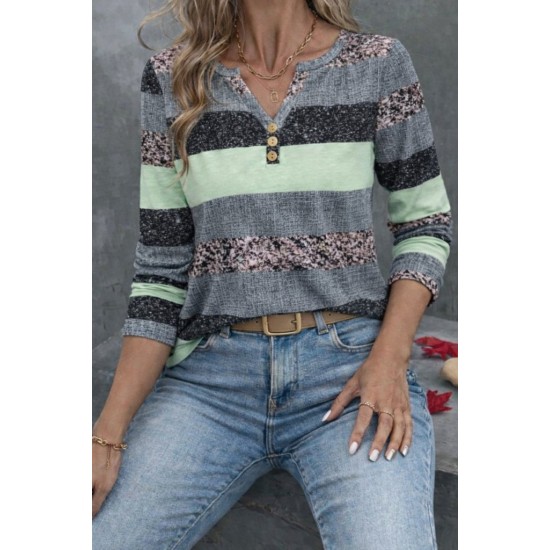 Kadın Uzun Kollu Yakadan Düğmeli çizgili Desenli Süprem Bluz , 30797 Kadın Uzun Kollu Yakadan Düğmeli çizgili Desenli Süprem Bluz , 30797