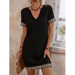 Kadın Kısa Kollu V Yakalı Mini Krep Elbise , 30833 Kadın Kısa Kollu V Yakalı Mini Krep Elbise , 30833