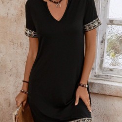 Kadın Kısa Kollu V Yakalı Mini Krep Elbise , 30833