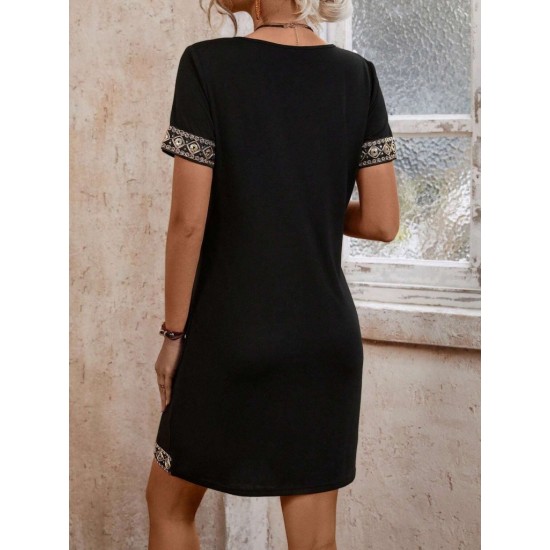 Kadın Kısa Kollu V Yakalı Mini Krep Elbise , 30833 Kadın Kısa Kollu V Yakalı Mini Krep Elbise , 30833