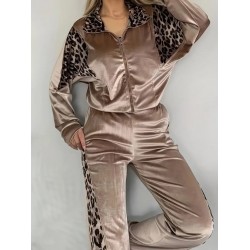 Kadın Uzun Kollu önden Fermuarlı Leopar Detaylı Kadife Bal Köpüğü Bluz Ve Pantolon Ikili Takım , 30830 Kadın Uzun Kollu önden Fermuarlı Leopar Detaylı Kadife Bal Köpüğü Bluz Ve Pantolon Ikili Takım , 30830