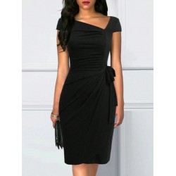 Kadın Kısa Kollu V Asimetrik Yaka Kesimli Yandan Bağlamalı Mini Janjan Krep Elbise , 30957 Kadın Kısa Kollu V Asimetrik Yaka Kesimli Yandan Bağlamalı Mini Janjan Krep Elbise , 30957