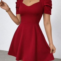 Kadın Kısa Kollu V Yakalı Kiloş Mini Ithal Krep Elbise , 30976 Kadın Kısa Kollu V Yakalı Kiloş Mini Ithal Krep Elbise , 30976