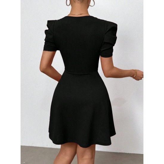 Kadın Kısa Kollu V Yakalı Kiloş Mini Ithal Krep Elbise , 30975
