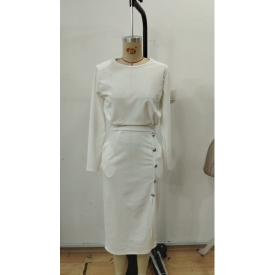 Kadın Uzun Kollu Bisiklet Yakalı Yandan Yırtmaçlı Düğmeli Midi Ithal Krep Elbise , 31010