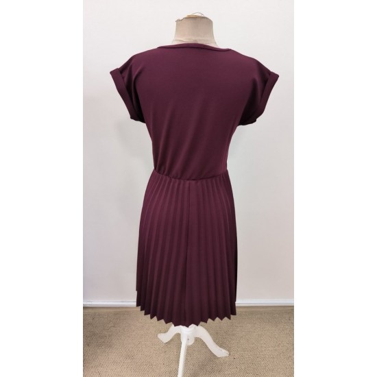 Kadın Kısa Kollu Yakası Açık Belden Lastikli Pileli Kısa Ithal Krep Elbise, 31047