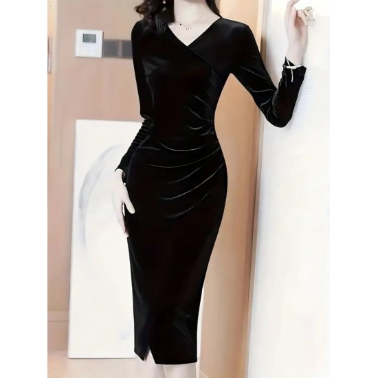 Kadın Uzun Kollu Kruvaze Yakalı Yandan Büzgülü önden çapraz Detaylı Midi Kadife Elbise , 31110