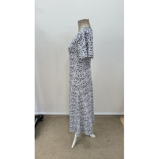 Kadın Kısa Kollu V Yakalı Yandan Yırtmaçlı çiçek Desenli Midi Süprem Elbise, 31157