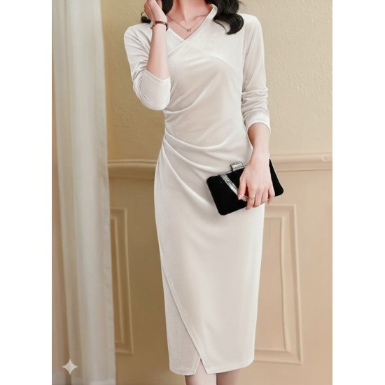 Kadın Uzun Kollu Kruvaze Yakalı Yandan Büzgülü önden çapraz Detaylı Midi Kadife Elbise , 31160