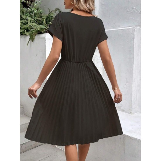 Kadın Kısa Kollu Yakası Açık Belden Lastikli Pileli Kısa Ithal Krep Elbise, 31206