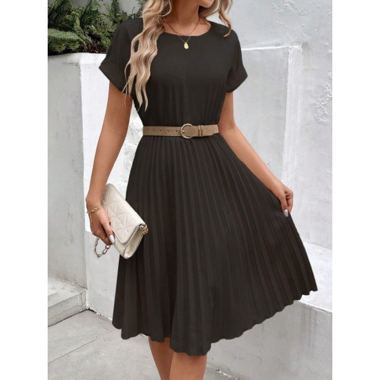 Kadın Kısa Kollu Yakası Açık Belden Lastikli Pileli Kısa Ithal Krep Elbise, 31206